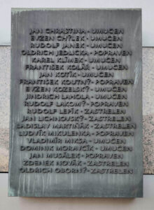 Pamětní desky v Ostravě na hlavním nádraží