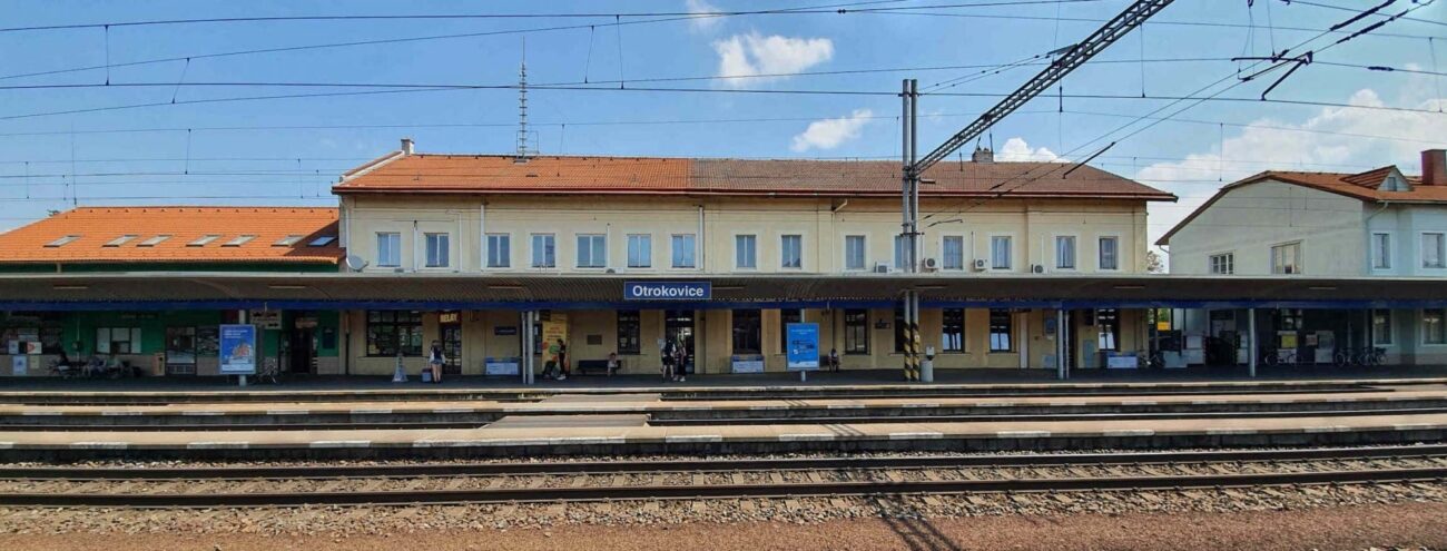 Otrokovice, pohled na nádraží