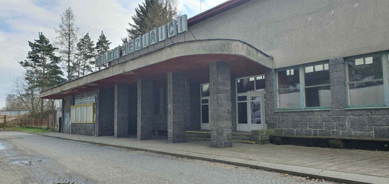 Vlakové nádraží Velké Meziříčí