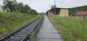 Pitín - pohled na zastávku